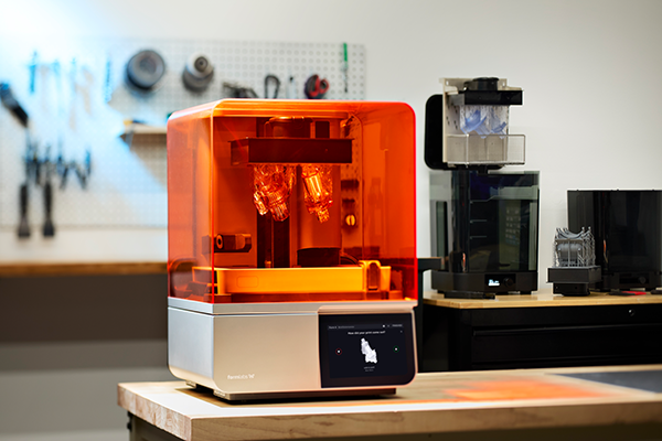 日本3Dプリンターの歯科用3Dプリンター
